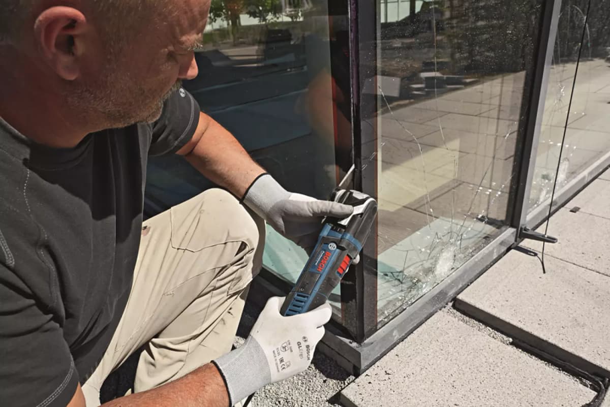 Bosch GOP 55-36 Multitool + 35 Delige Accessoireset In L-Boxx - 550W thumbnail 3