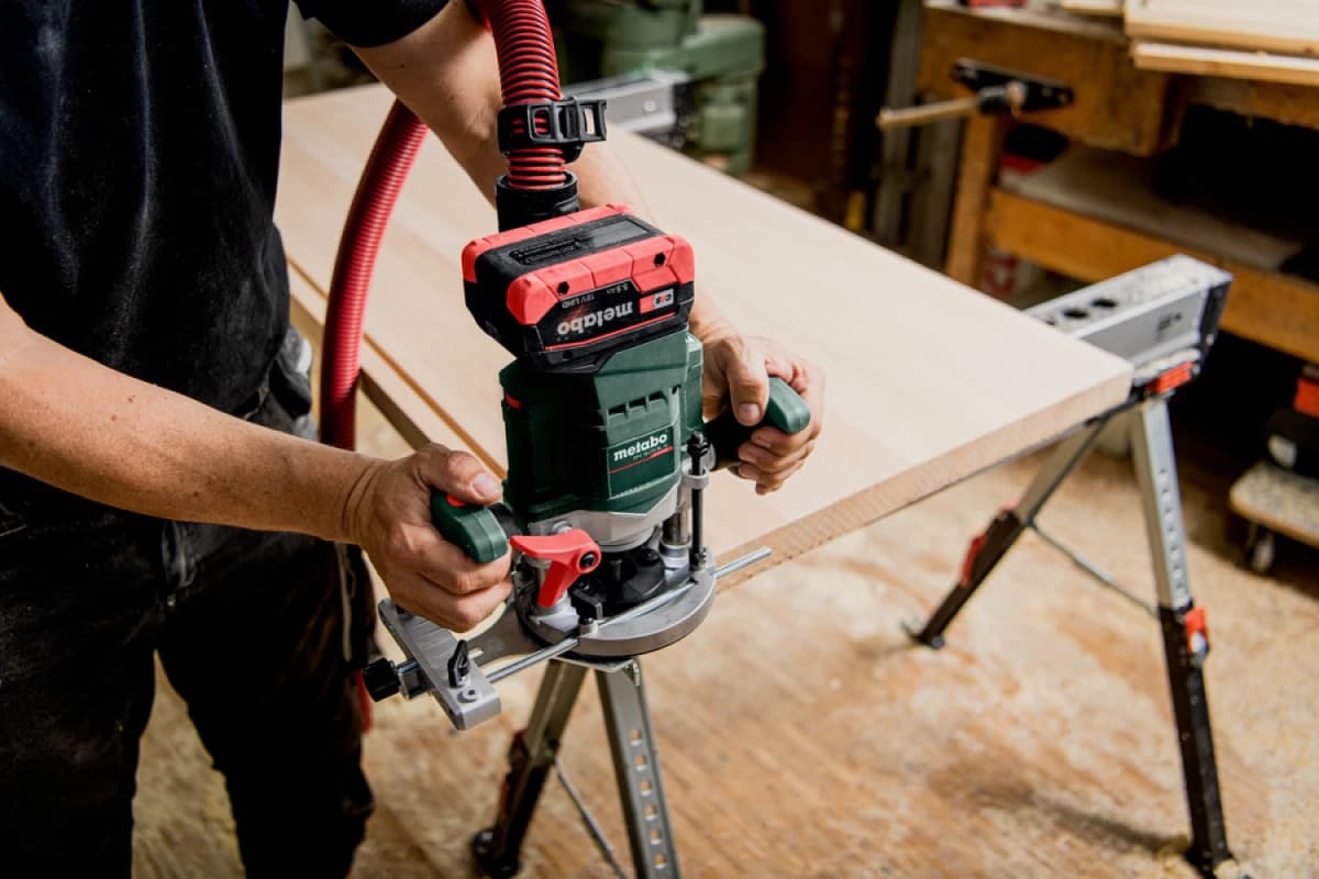 Metabo OFV 18 LTX BL 12 18V Li-ion Accu Bovenfrees Set (2x 5.5Ah Accu) In MetaBox thumbnail 3