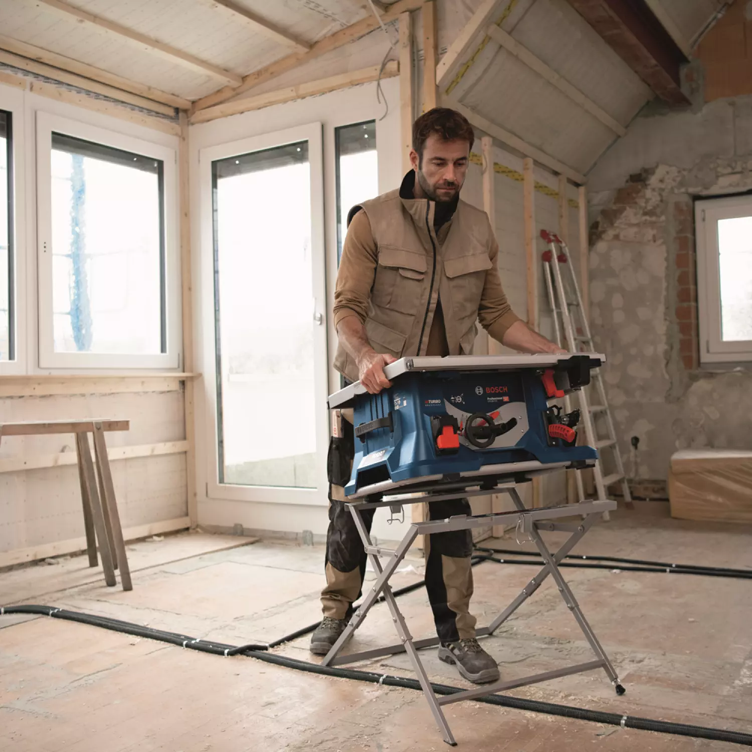 Bosch GTS 18V-216 18V Li-Ion Accu BiTurbo Tafelcirkelzaag - 216mm - Koolborstelloos thumbnail 2