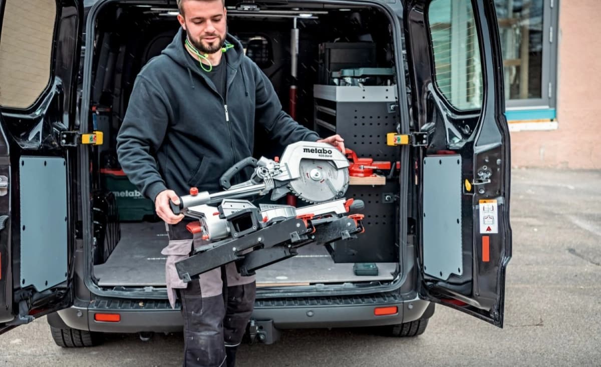 Metabo KGS 254 M Afkortzaag - 1800W - 254 X 30mm - Quick Hendel - Met Onderstel KSU 251 thumbnail 4