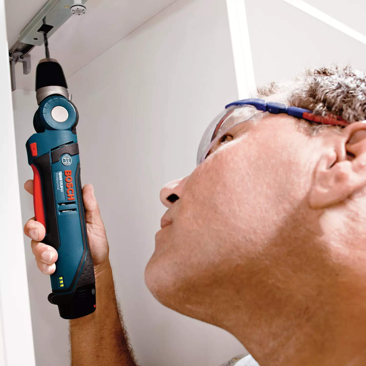 Bosch GWB 12V-10 12V Li-Ion Accu Haakse Boor-/schroefmachine Set (2x 2.0Ah Accu) In L-Boxx thumbnail 4