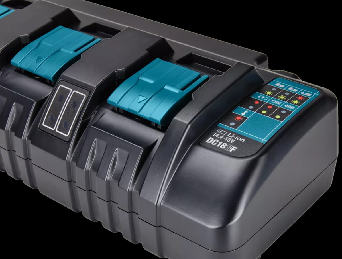 Makita DC18SF 14.4V - 18V Li-Ion Accu Multilader - 4 Accu's thumbnail 4