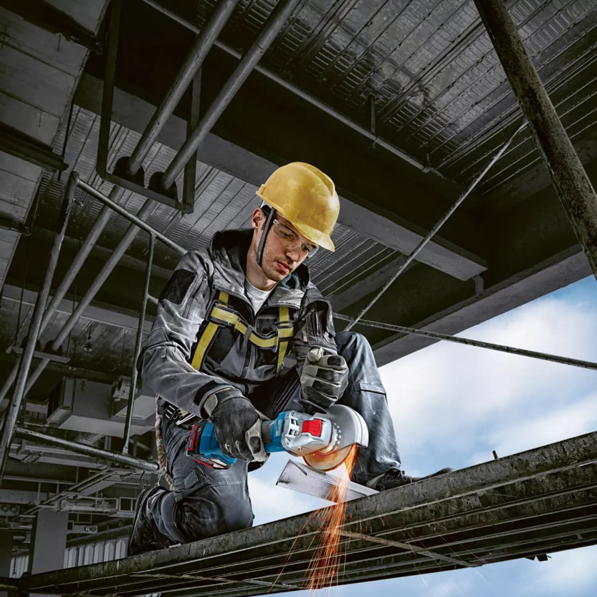 Bosch GWX 18V-7 18V Li-Ion Accu Haakse Slijper Body In L-Boxx - 125mm - Koolborstelloos thumbnail 2