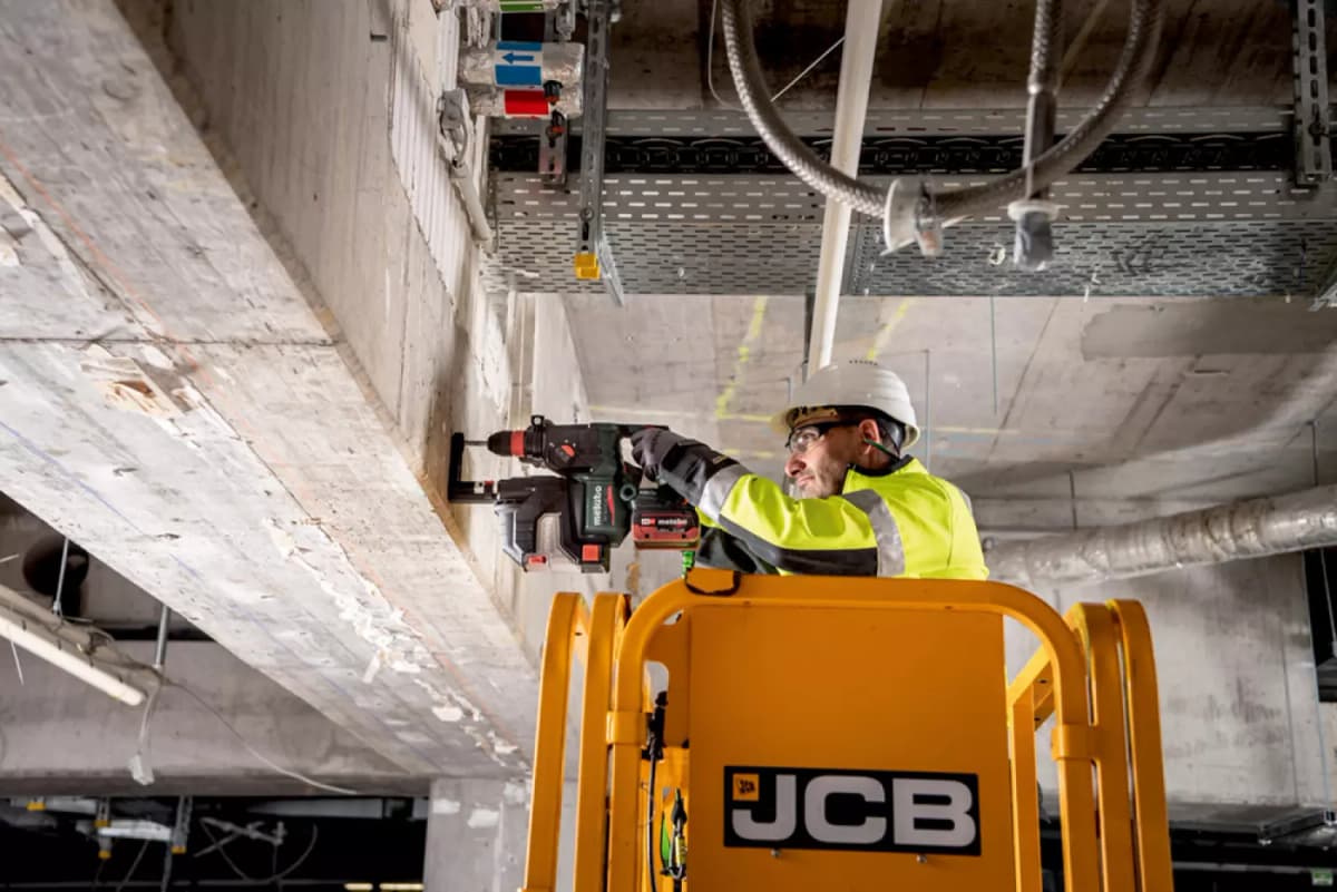 Metabo KH 18 LTX BL 28 Q Set ISA 18V Li-ion Accu Combihamer Body In MetaBOX thumbnail 4