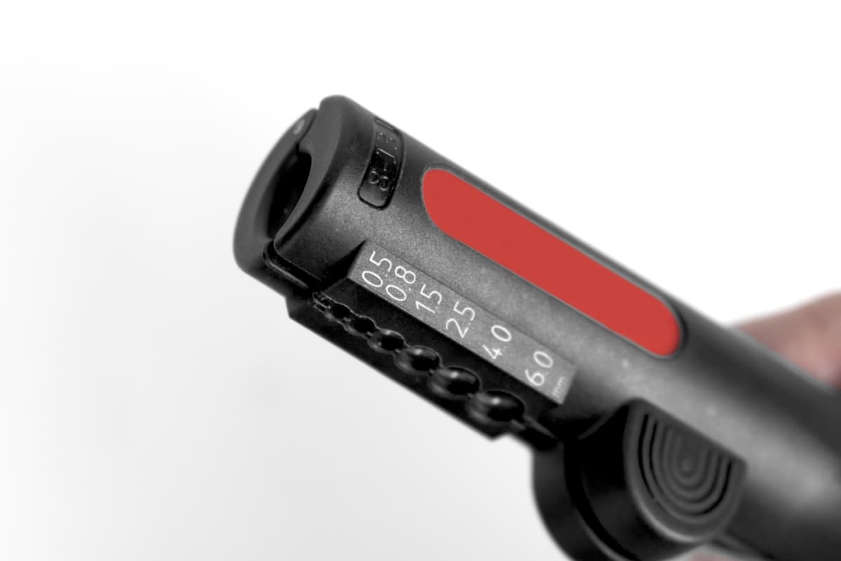 Wiha Z74000106SB Strip-Multitool Voor Ronde Kabel - 125mm - 8,0-13,0mm thumbnail 4