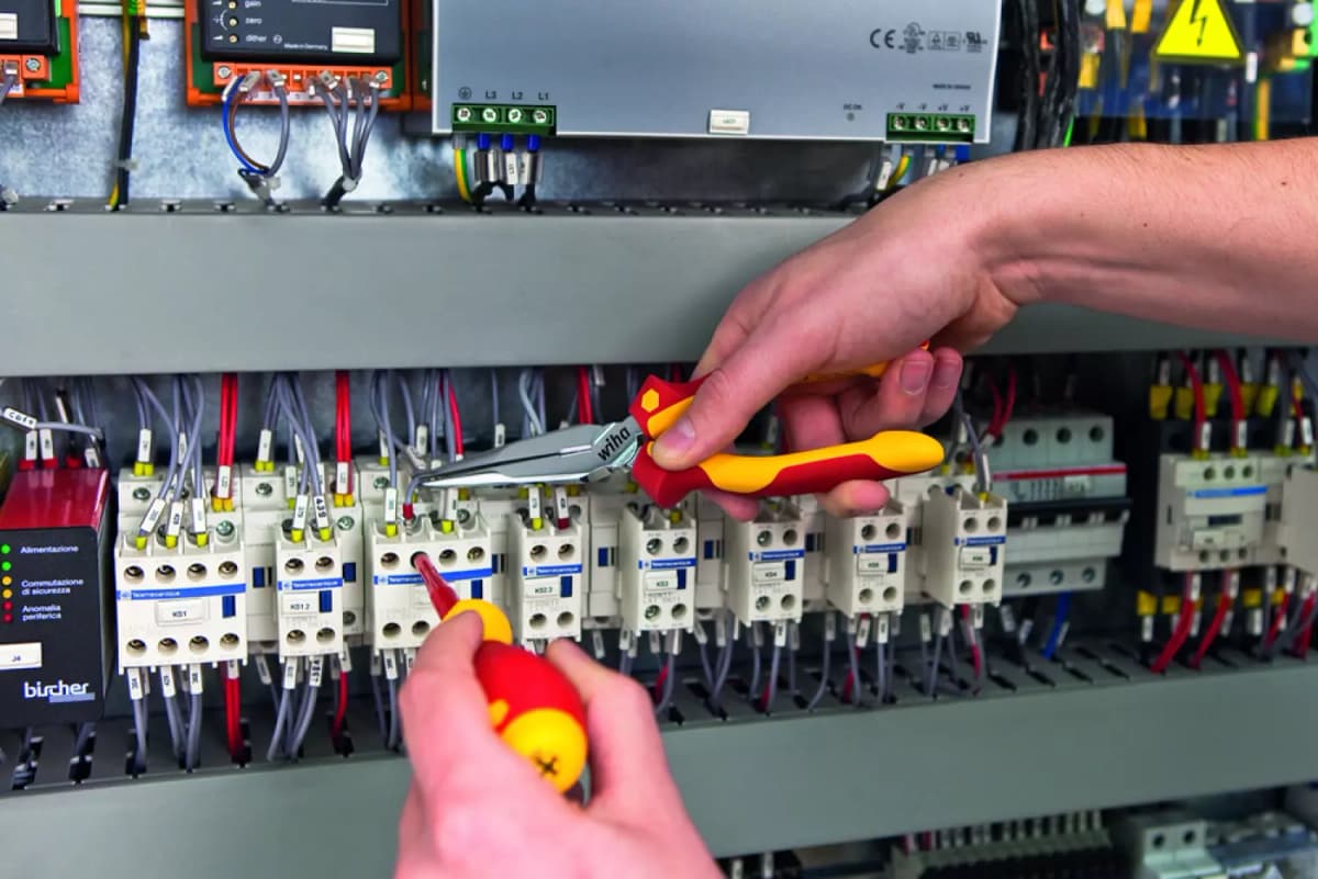 Wiha Z 99 0 06 Tangenset Professional Electric - 3 Delig thumbnail 3