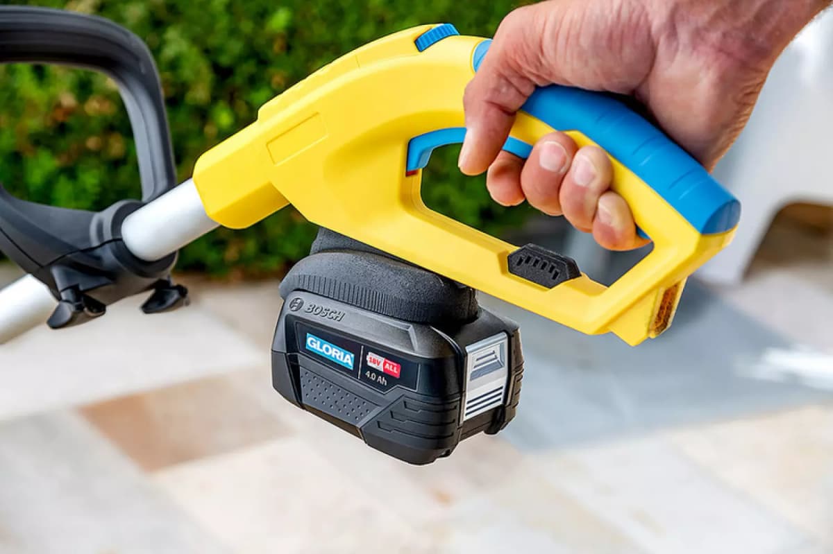 Gloria MultiBrush Speedcontrol Plus 18V Li-Ion Accu Onkruidborstel Body thumbnail 2