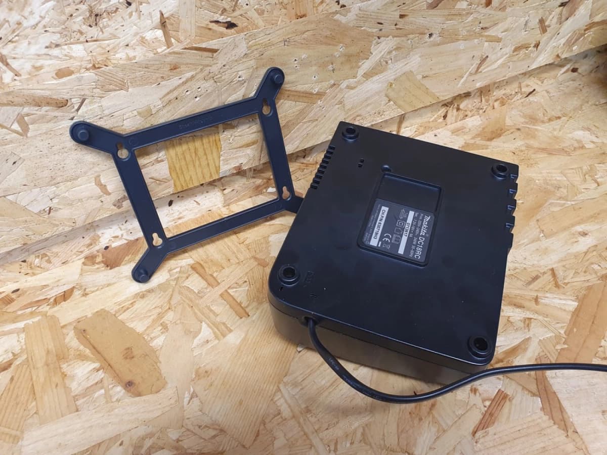 StealthMounts CMC-MK-S Opladerhouder Voor Makita DC18RC - 2 Stuks thumbnail 3