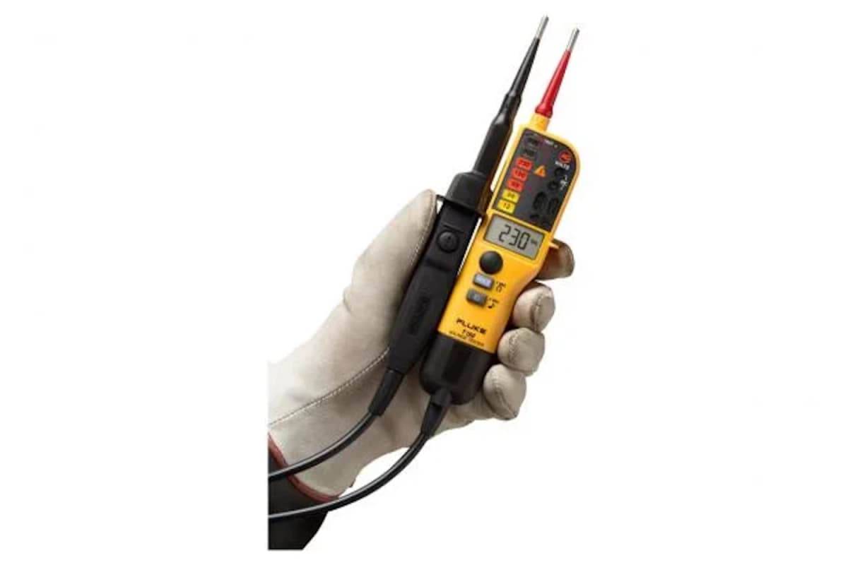 Fluke T150 Tweepolige Spannings- En Doorbeltester Met LCD Scherm - Ohm-meting - Schakelbare Belasting - AC/DC 690V