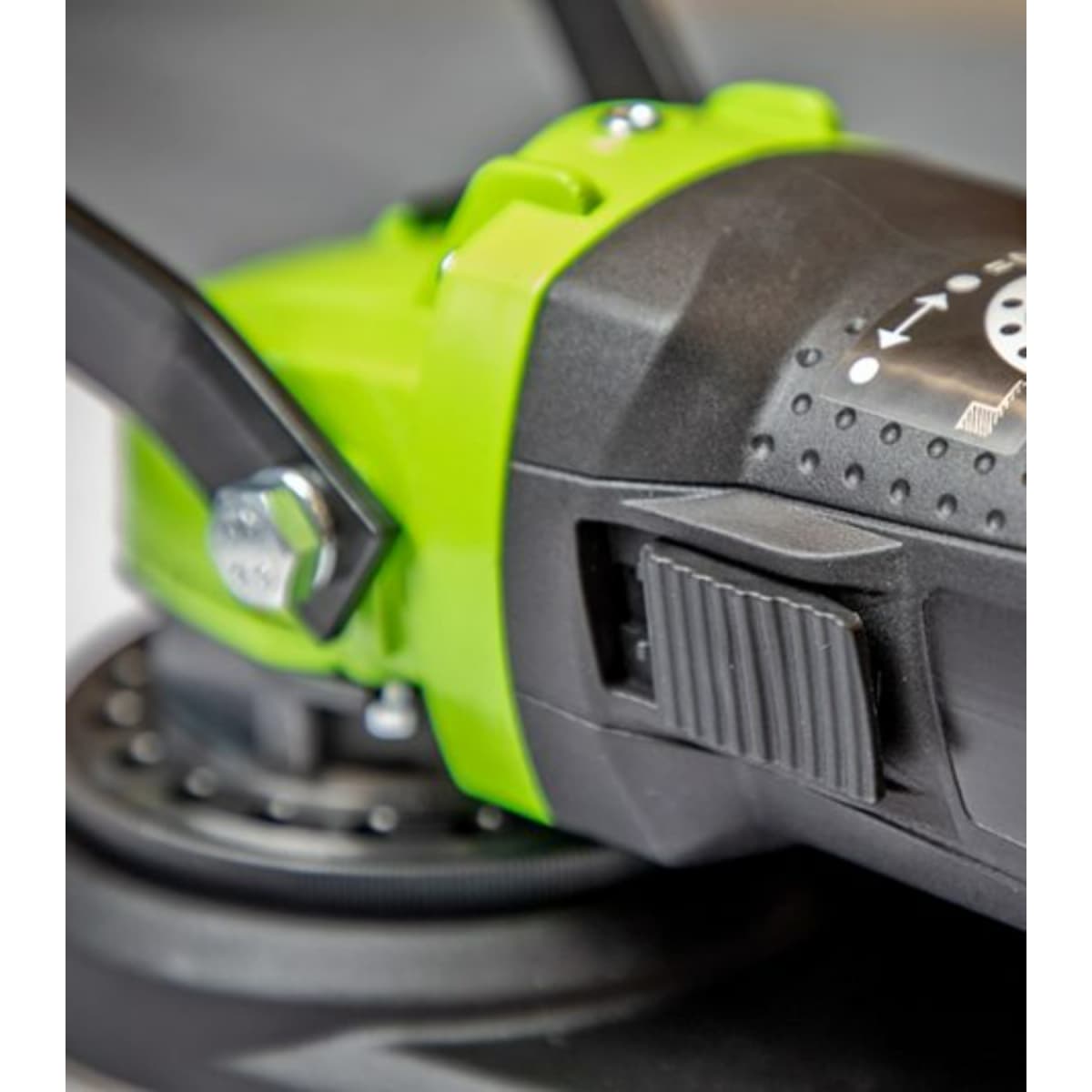 Eibenstock EOF 100.1 Oppervlakte Frees - 1400W - 10.000 T/min. - Body thumbnail 3