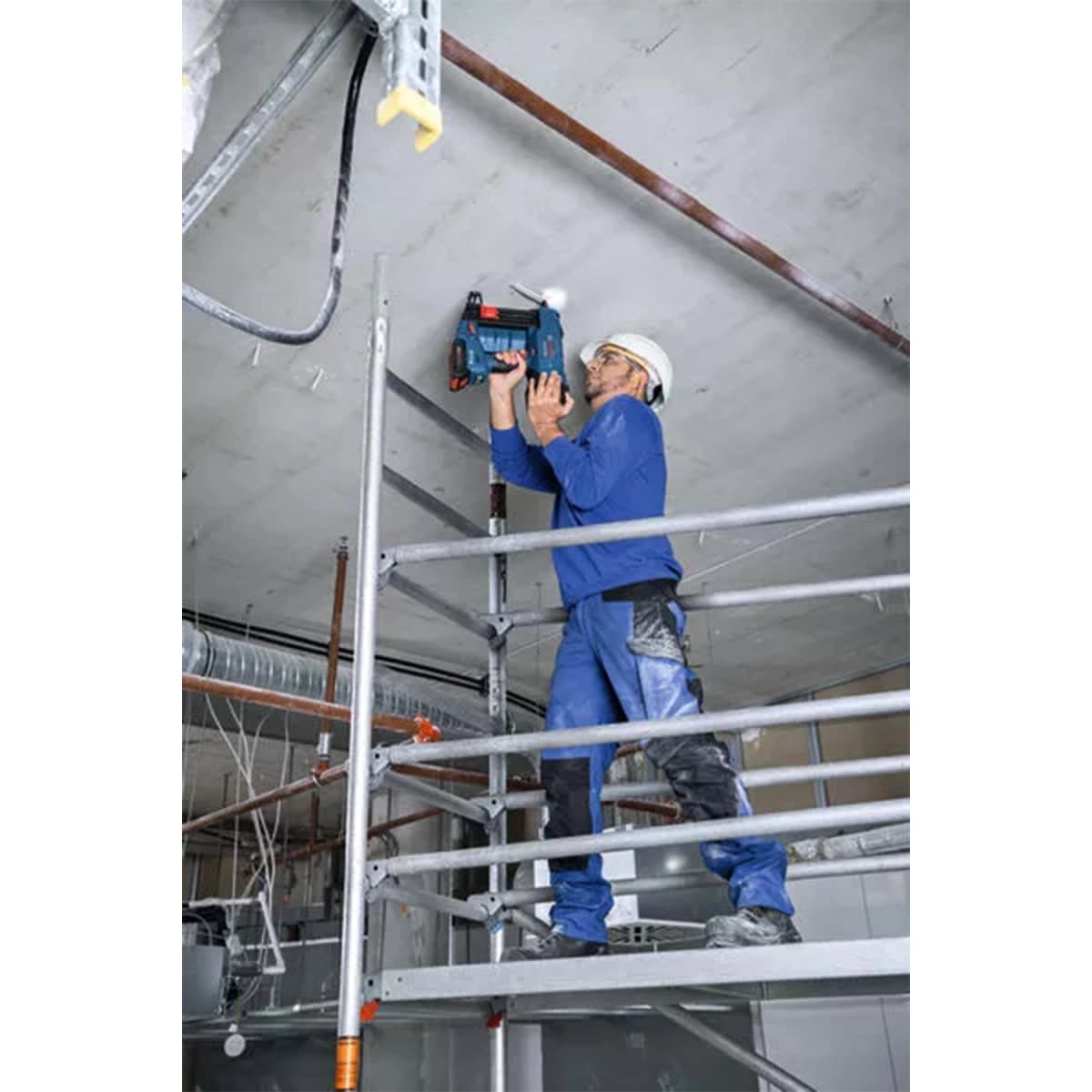 Bosch GNB 18V-40 18V Accu Betontacker Body In XL-boxx thumbnail 3