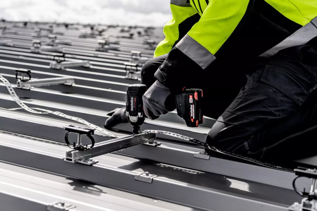 Metabo SSW 18 LT 300 BL 18V Li-ion Accu Slagmoersleutel Body In Metabox thumbnail 2