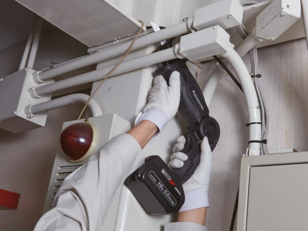 Panasonic EY47A1X 18V Li-Ion Accu Reciprozaag Body Incl. Reciprozaagblad - 50x14x1,6mm thumbnail 2