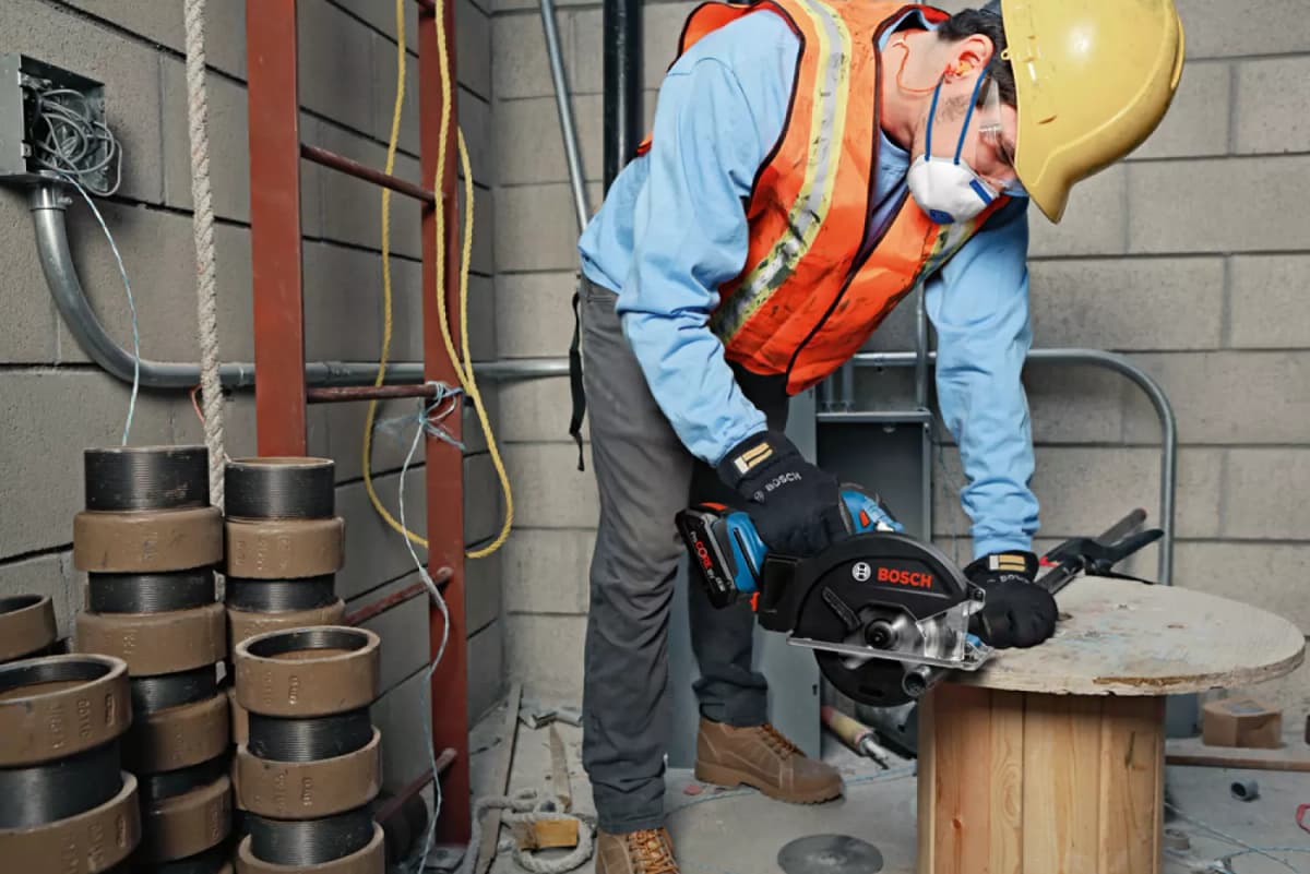 Bosch GKM 18V-50 18V Li-ion Accu Cirkelzaag Body - 136mm thumbnail 4