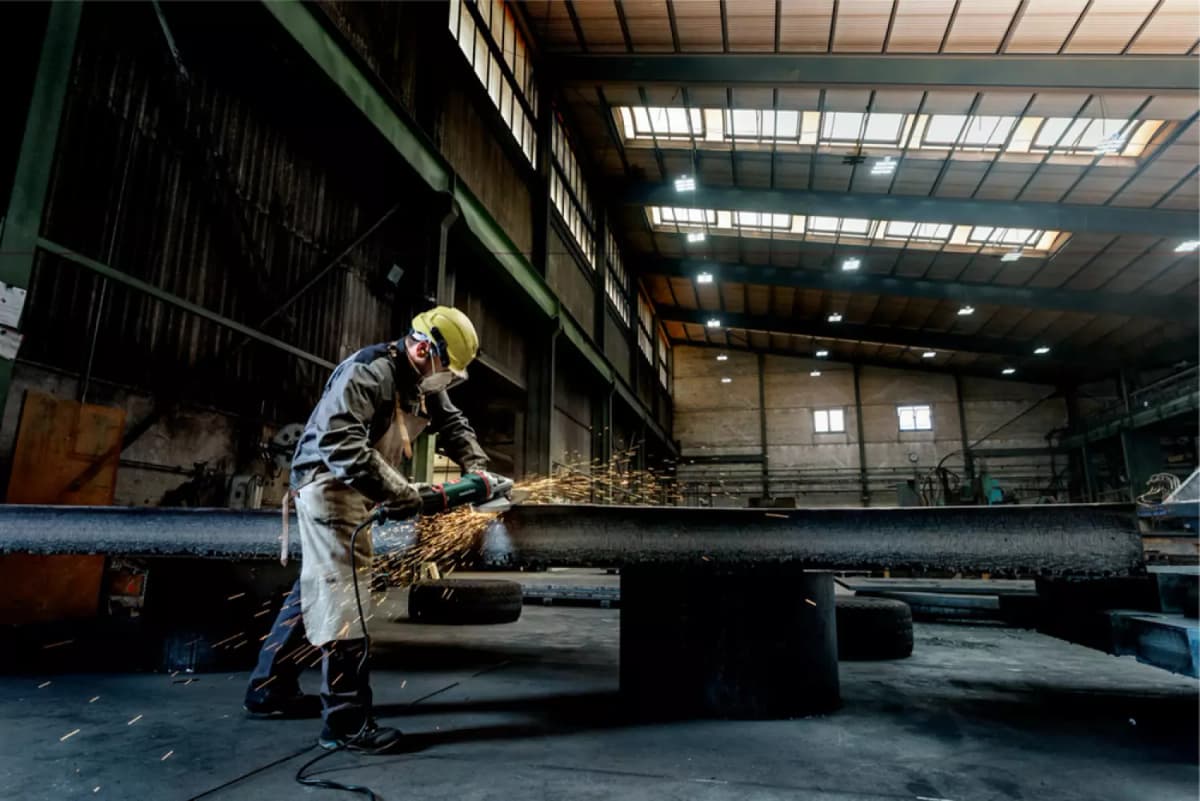 Metabo WE 24-230 MVT Haakse Slijper - 2400W - 230mm thumbnail 3