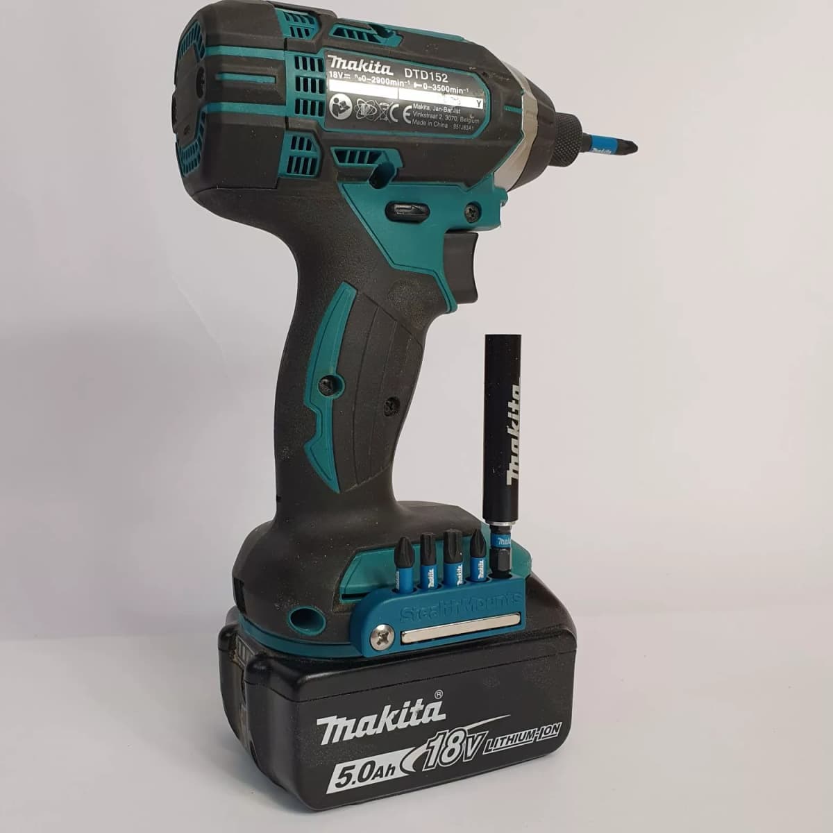 StealthMounts BH-MK-BLU-2 Magnetische Bithouder Voor Machines Makita LXT - Blauw - 2-pack thumbnail 2