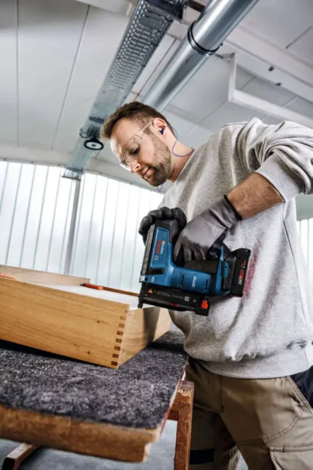 Bosch GNH 18V-35 18V Accu Pin Houttacker Body In L-Boxx - 0,6mm - 15-35mm - Recht thumbnail 4