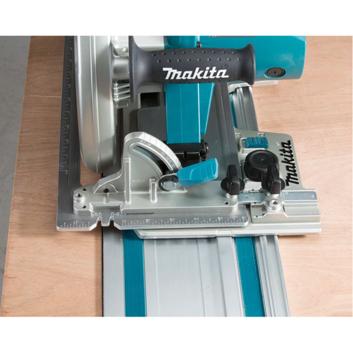 Makita HS0600 Cirkelzaag - 2000W - 270mm thumbnail 4