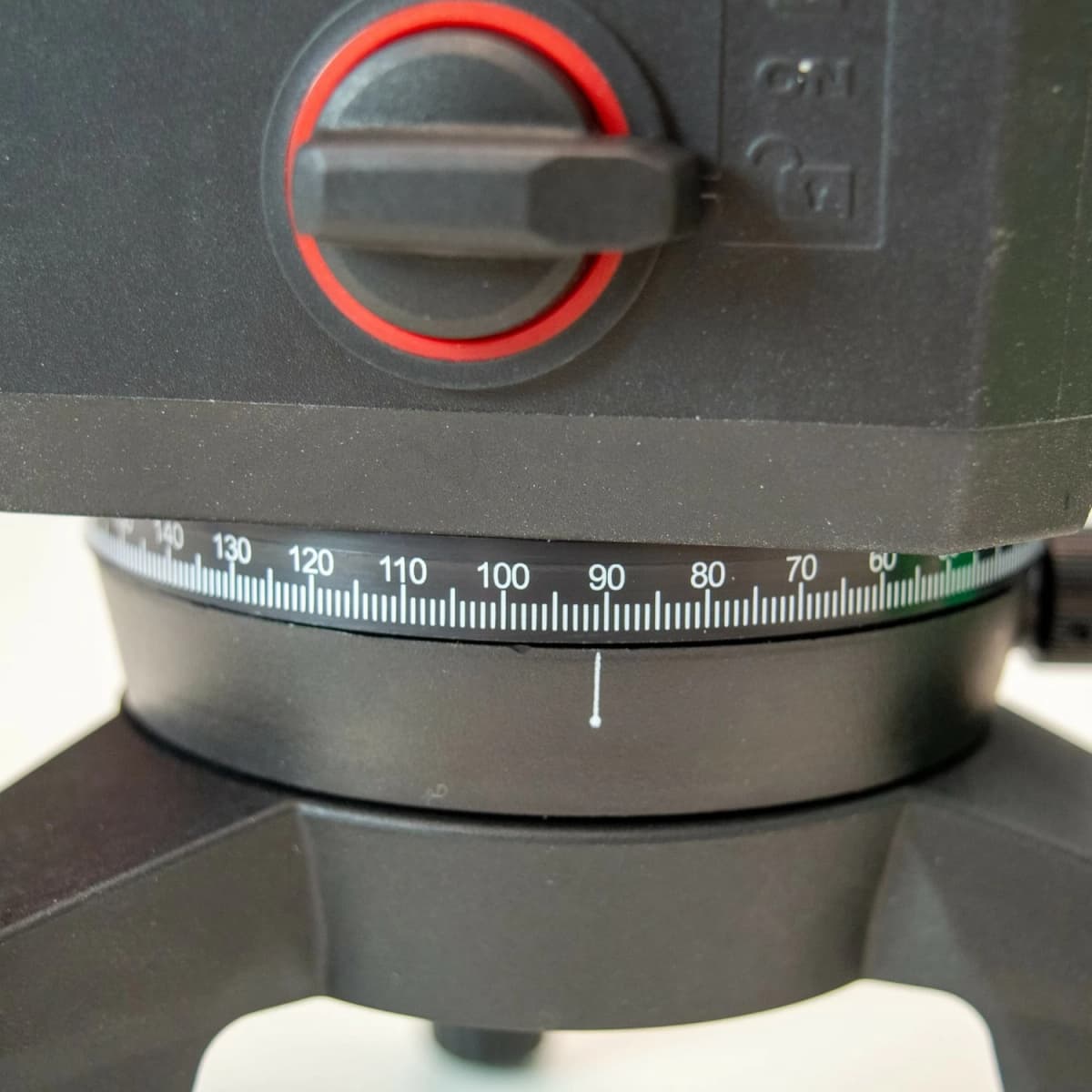 Levelfix CCL680G Kruislijnlaser 360° Set In Koffer - Groen - 40m - 360° Horizontaal + 4 Verticaal Lijnen - IP54 thumbnail 4