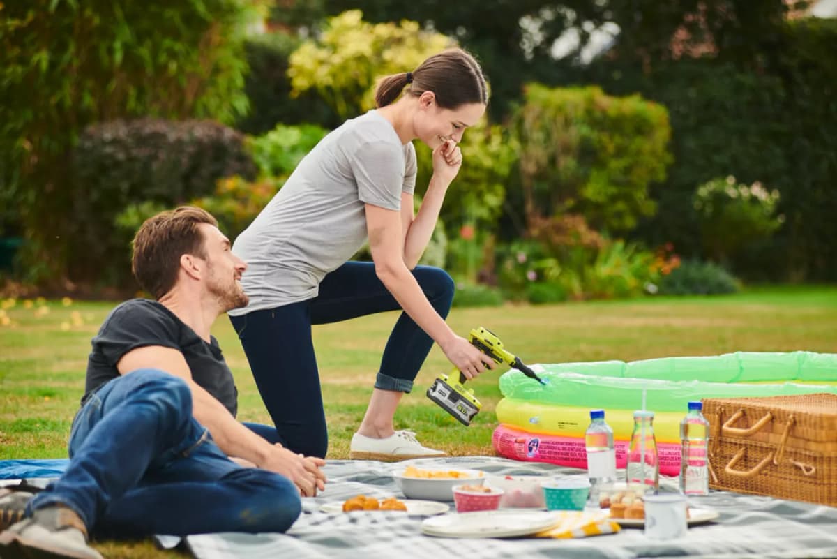 Ryobi R18VI-0 18V ONE+ Li-Ion Accu Inflator Body thumbnail 3