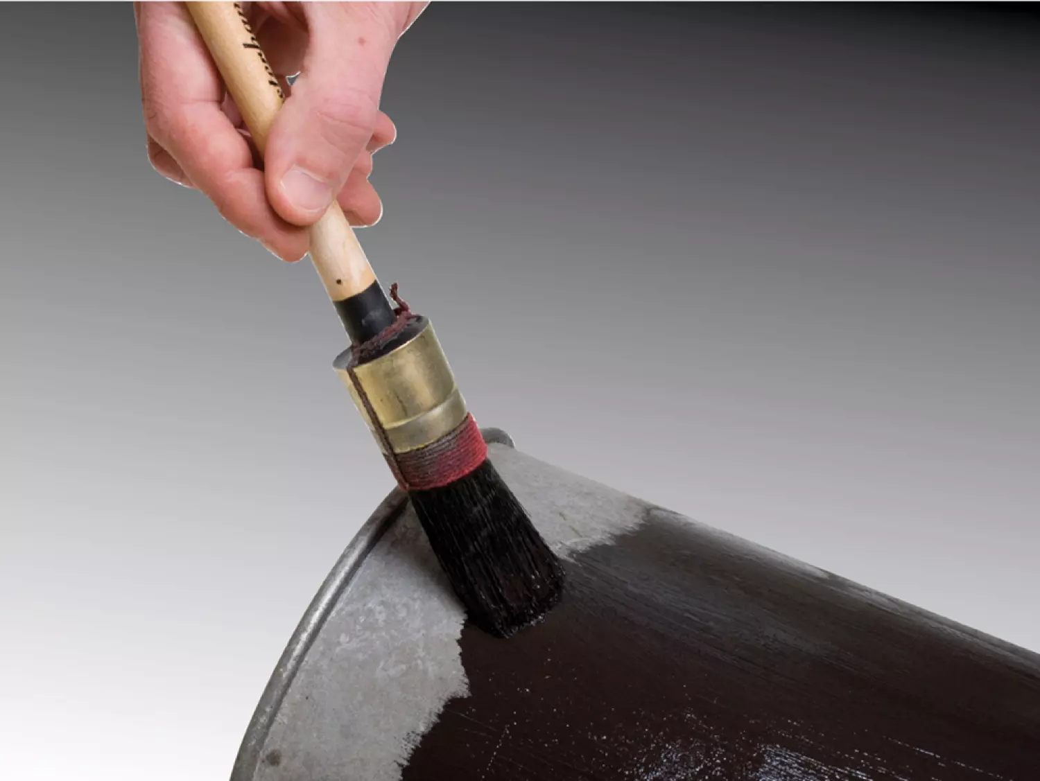 Rust-Oleum Hard Hat Hittebestendige Lak - Zwart - 0,75L thumbnail 2