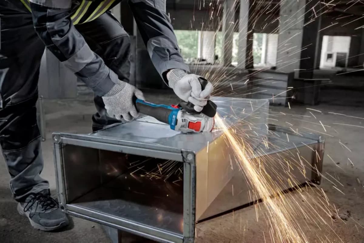 Bosch GWX 18V-8 18V Accu X-LOCK Haakse Slijper Set (2x 4,0 Ah) In L-Boxx - 125mm thumbnail 3