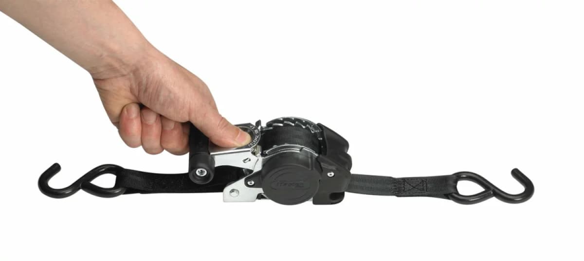 Master Lock 3248EURDAT Intrekbare Spanband Met Ratel En S-haken - 3 M X 25mm - Zwart thumbnail 2