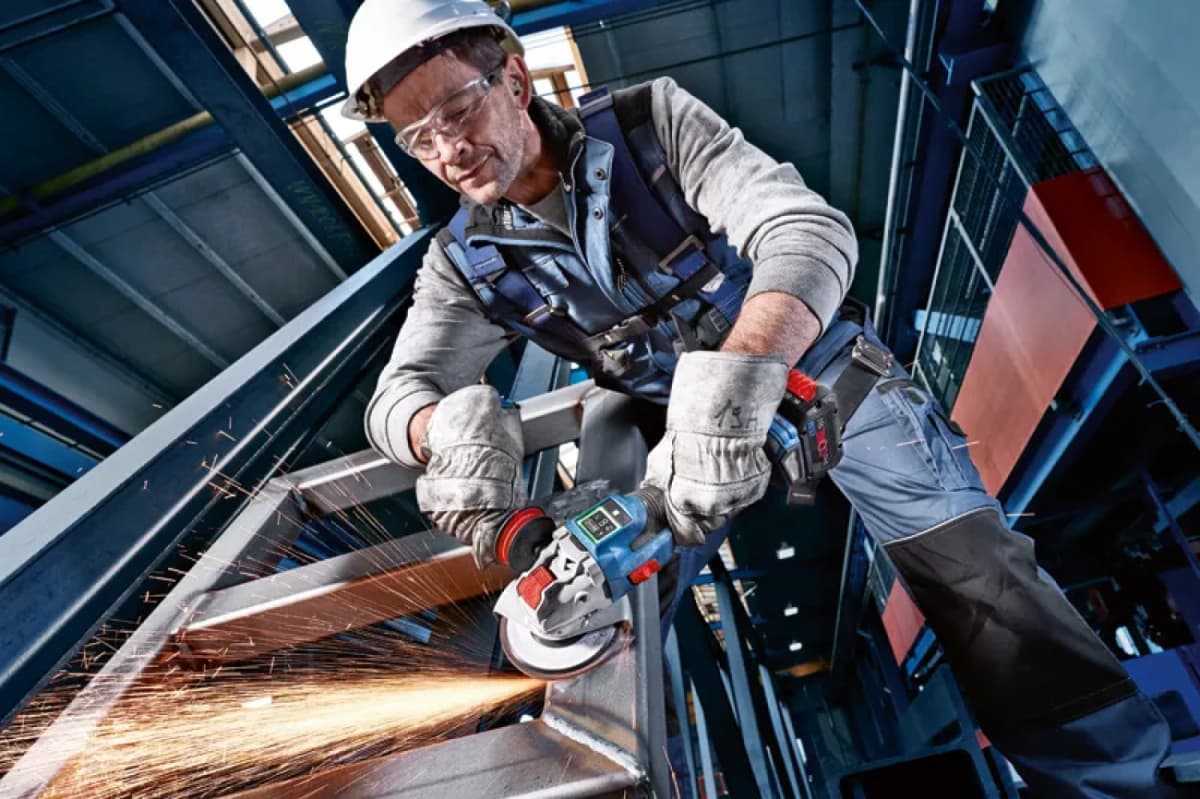 Bosch GWX 18V-15 SC 18V Li-Ion Accu BiTurbo X-LOCK Haakse Slijper Set (2x 8.0Ah Accu) In L-Boxx - 125 Mm - Variabel - Koolborstelloos thumbnail 2