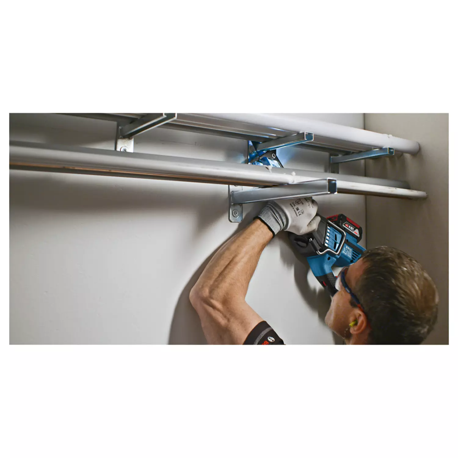 Bosch GSA 18V-32 18V Li-Ion Accu Reciprozaag Body In Koffer - Koolborstelloos thumbnail 3