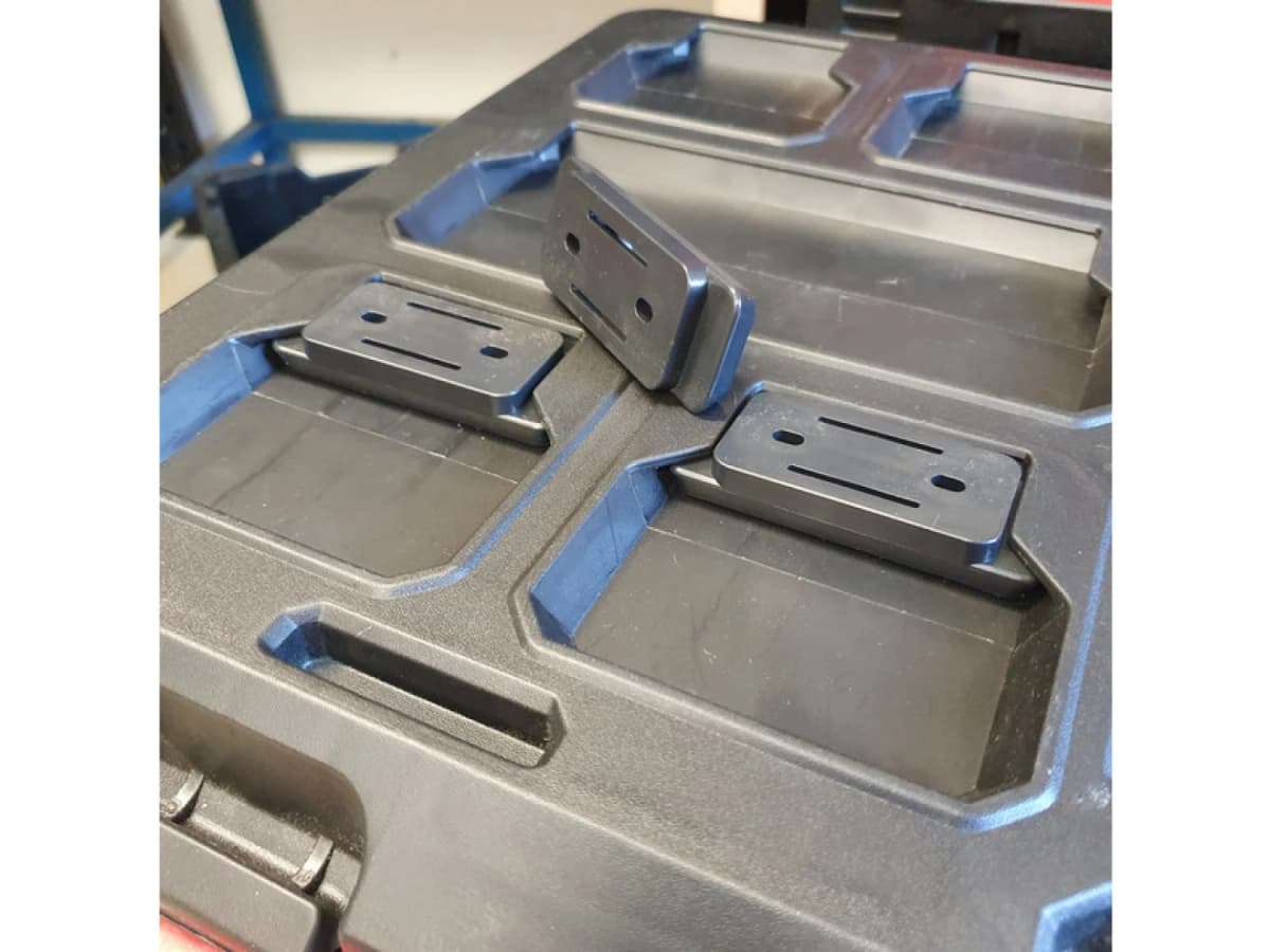 StealthMounts PAC-F-01-8 Cleat'n'Feet Mounting Feet Voor Mounting Cleats / Milwaukee PACKOUT™ - 8 Stuks thumbnail 2