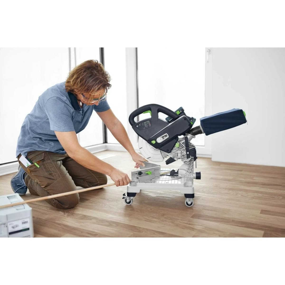 Festool SYMC 70 EB-Basic SYMMETRIC 2x18V Accu-plintenzaag Body thumbnail 4
