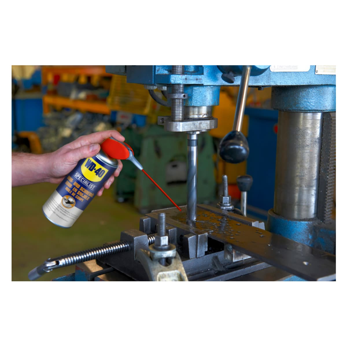 WD-40 49109 Specialist Boor- En Snijolie Met Smart Straw - 400 Ml thumbnail 2