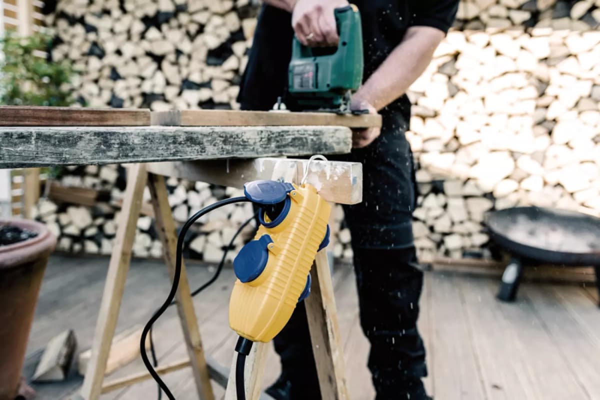 Brennenstuhl 1168720010 Adapterkabel FI IP44 Met Contactdozenblok - H07RN-F 3G1,5 - 5m thumbnail 4