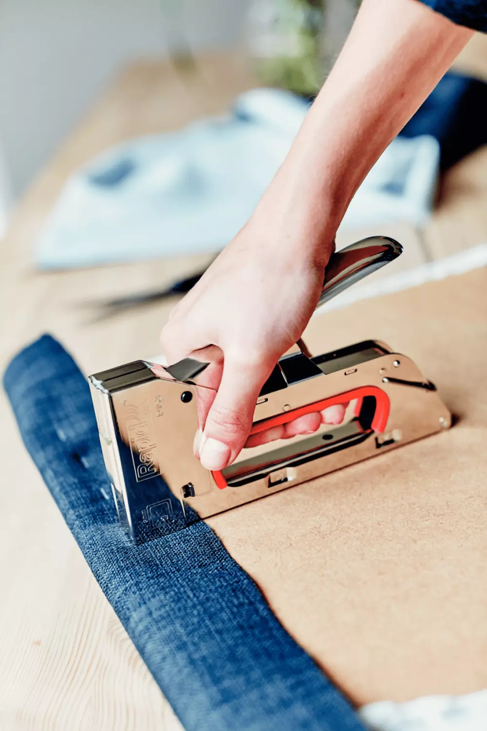 Rapid Dundraadnieten - 53/10mm - Gegalvaniseerd - 5000st In Kunststof Box thumbnail 4