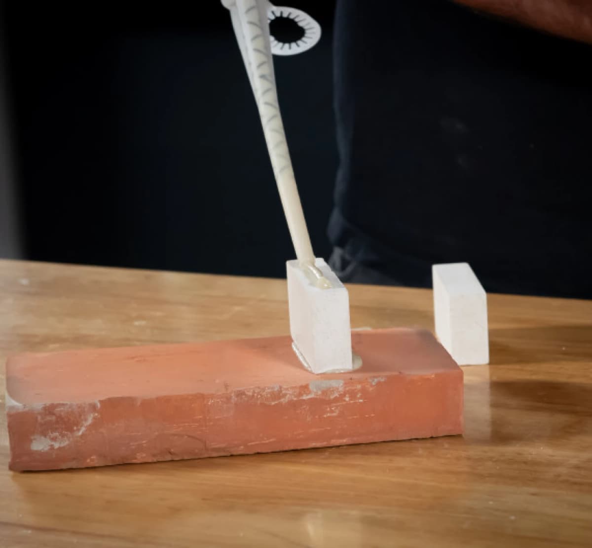 TEC7 591536000 2K-Fix - Snelle Slagvaste 2k PU-lijm Patroon - 250ml thumbnail 2