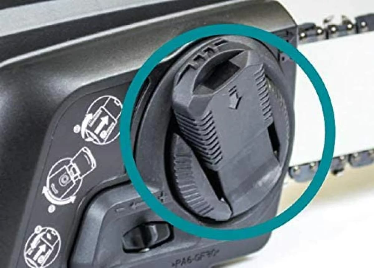 Makita UC4051A Kettingzaag 2000W - 40cm thumbnail 3