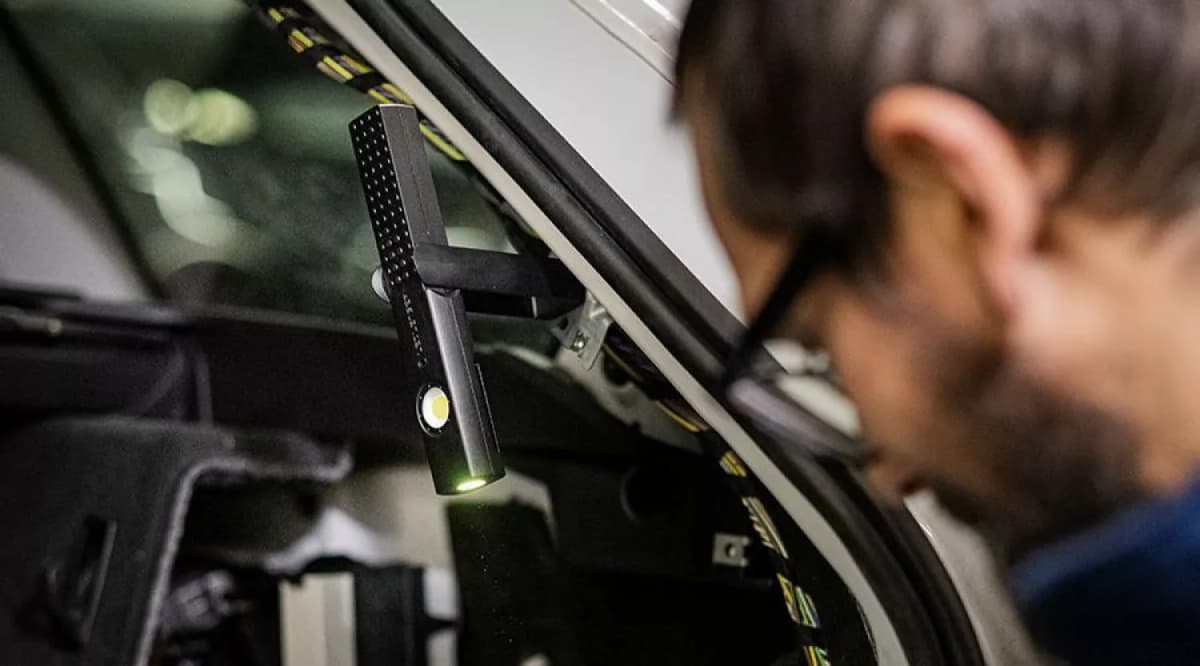 Ledlenser W4R Work Zaklamp - Oplaadbaar - 220Lm thumbnail 2