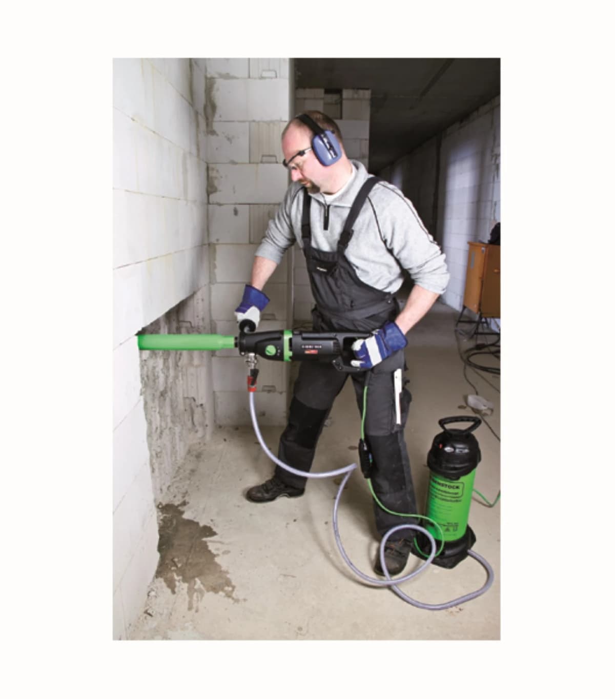 Eibenstock ETN 162/3 Set A1 Diamantboormachine - 2200W - Met Dikw. Boren 31/61/81/131 thumbnail 2