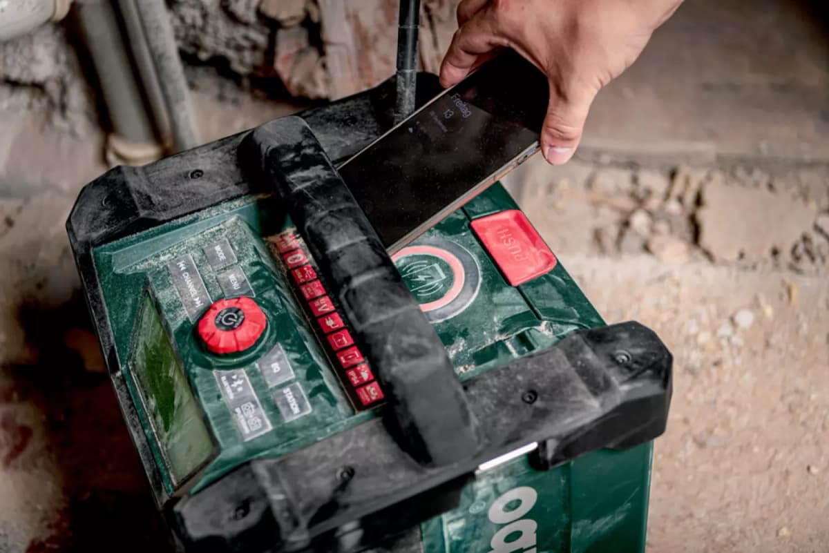 Metabo RC 12-18 BT DAB+ 12V / 18V Li-ion Accu Bouwradio Met Bluetooth - Werkt Op Netstroom&Accu thumbnail 2