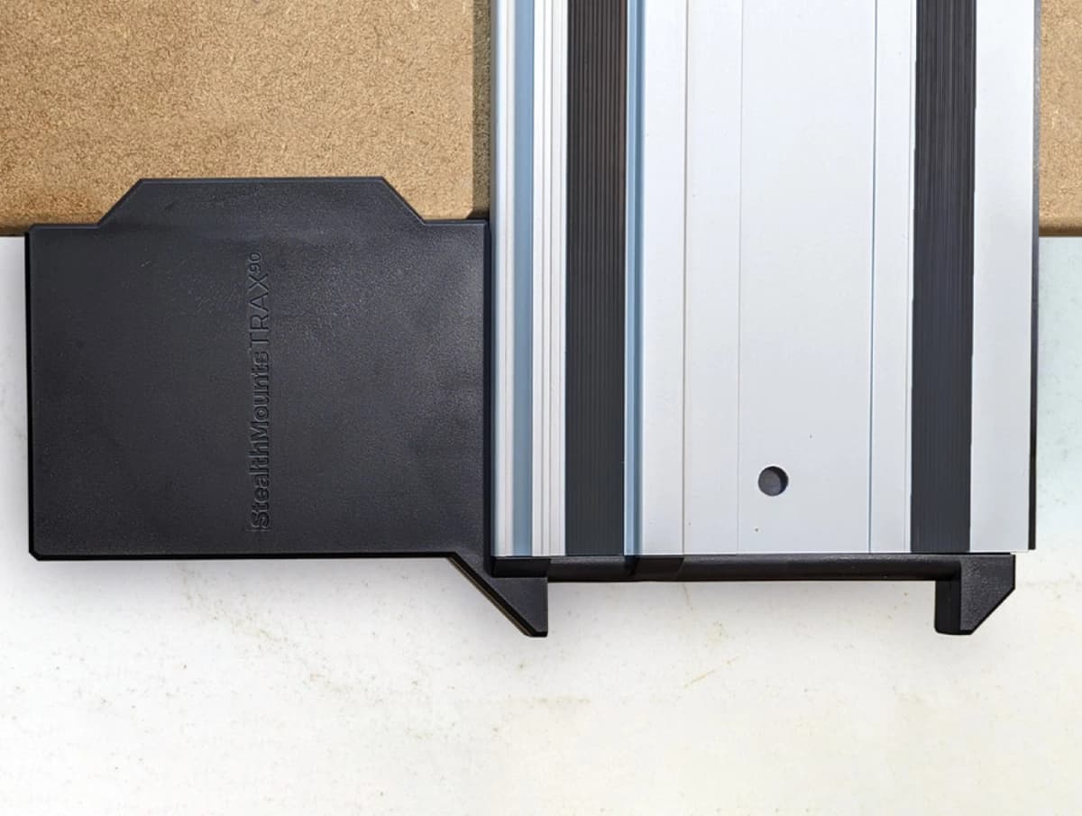 StealthMounts TSS-L-MW-1 Baanzaagvierkant Voor Milwaukee Geleiderails - 90 Graden thumbnail 3