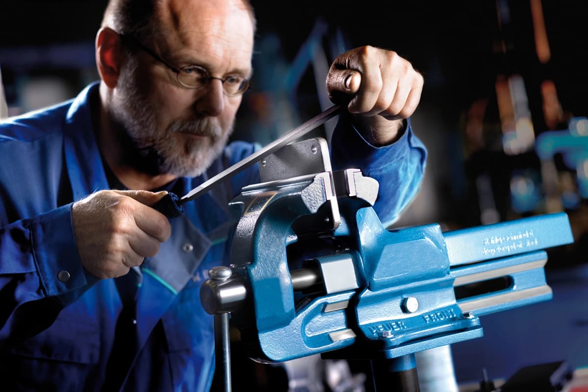 Heuer 100160 Bankschroef - Staal - Bekbreedte 160mm - Klembereik 225mm thumbnail 2