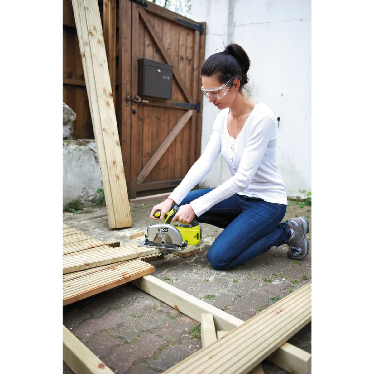 Ryobi RWSL1801M 18V ONE+ Li-Ion Accu Cirkelzaag Body - 150mm thumbnail 2