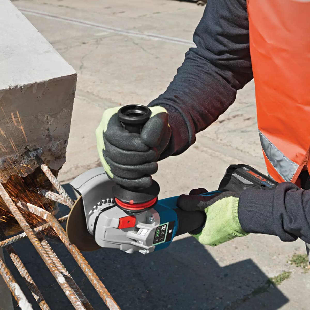 Bosch GWS 18V-10 PSC 18V Li-Ion Accu Haakse Slijper Body In L-boxx - 125mm - Koolborstelloos thumbnail 4