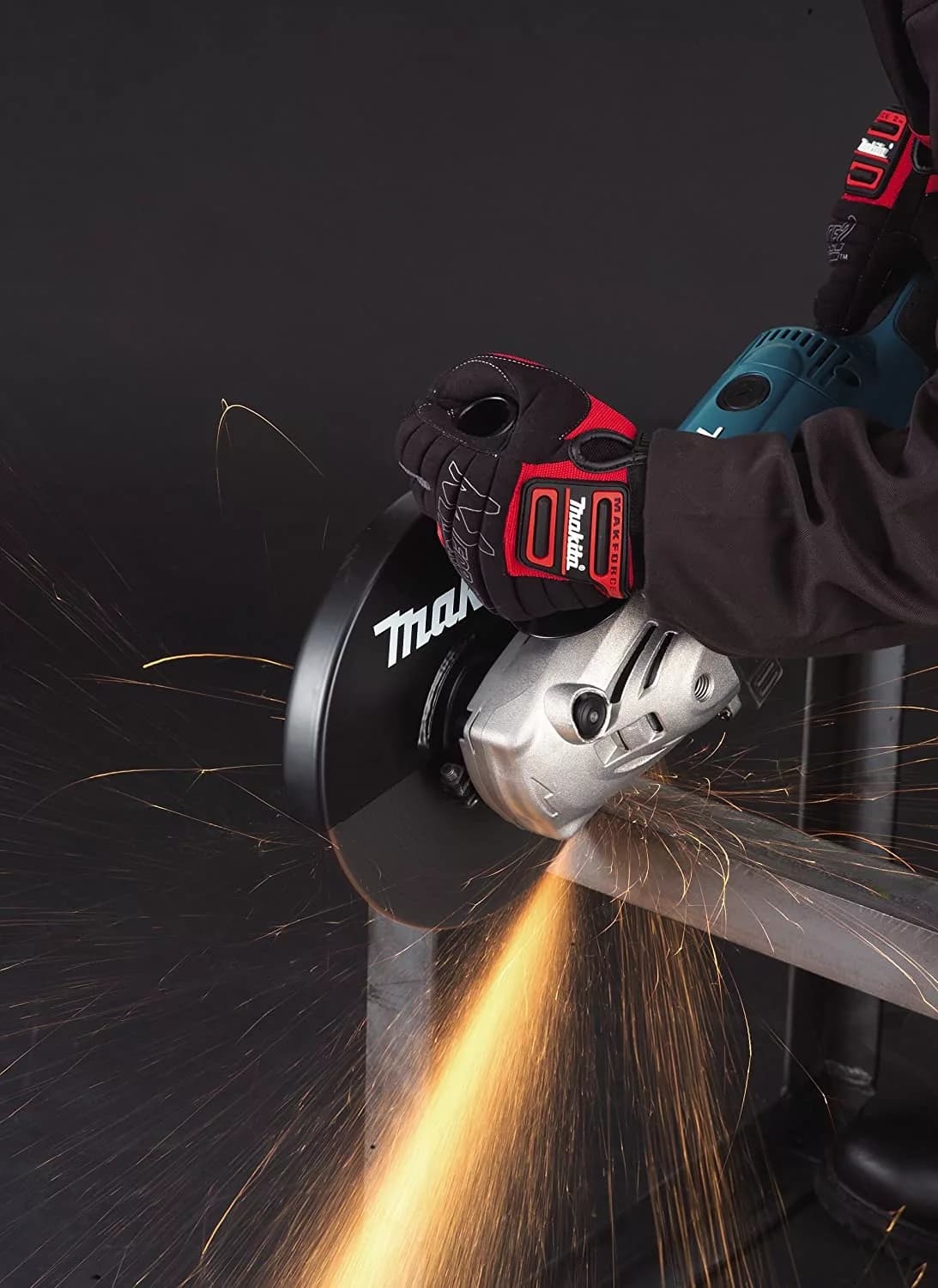 Makita GA9020RFK3 Haakse Slijper Incl. 2 Diamantzaagbladen In Koffer - 2200W - 230mm - Softstart thumbnail 4