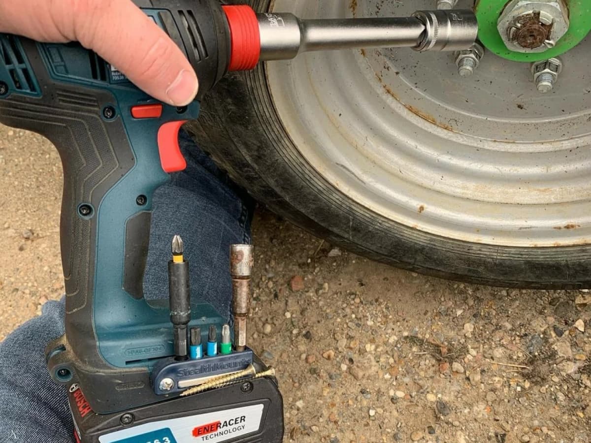 StealthMounts BH-BO-BLU-2 Magnetische Bithouder Voor Machines Bosch - Blauw- 2-pack thumbnail 3