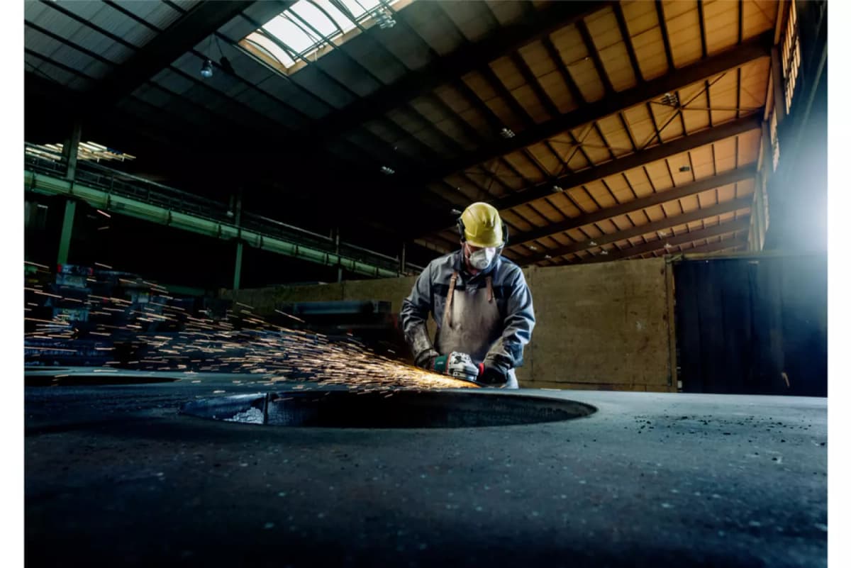 Metabo WE 26-230 MVT Haakse Slijper - 2600W - 230mm - Softstart thumbnail 4