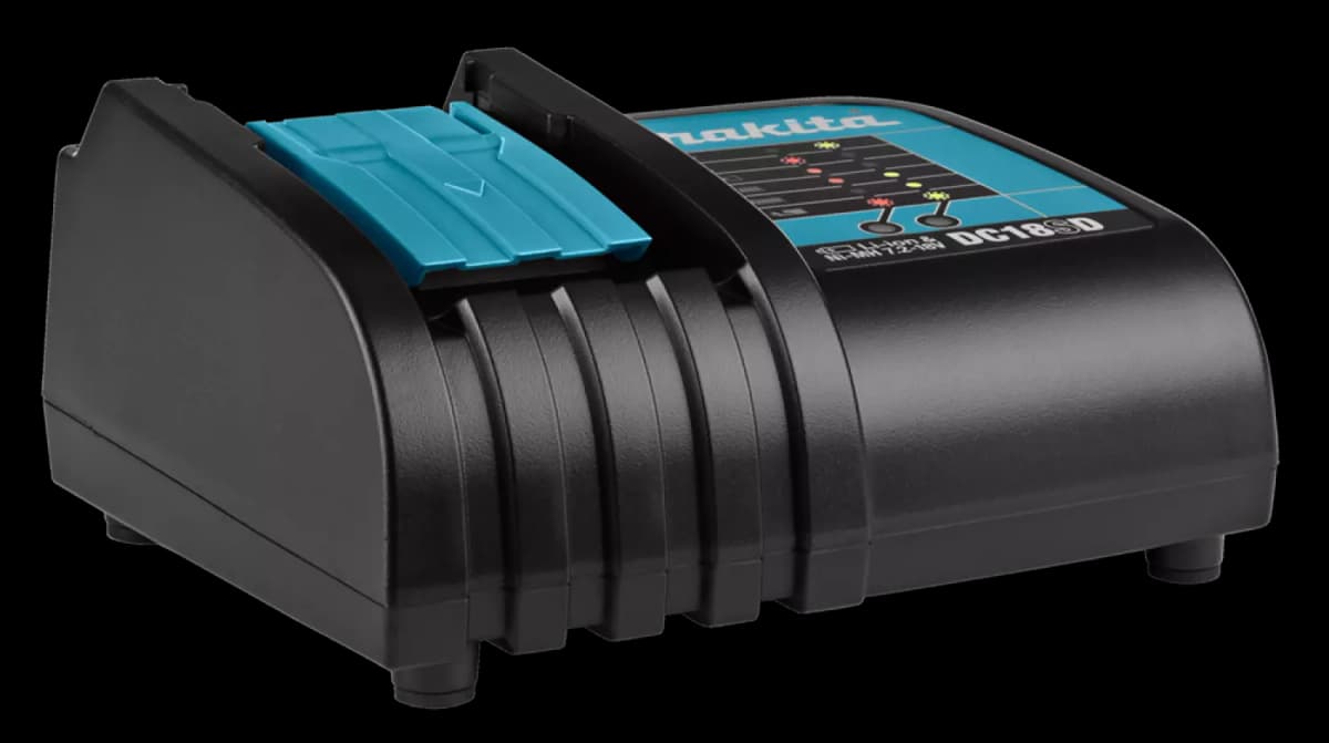 Makita DC18SD 14.4V - 18V Li-Ion Accu Oplader Met Passieve Koeling thumbnail 3
