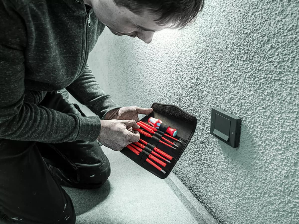 Wera 05006631001 17-delig Kraftform Kompakt VDE RVS 17 Extra Slim 1 Tool Finder Wisselklingenset In Etui thumbnail 3