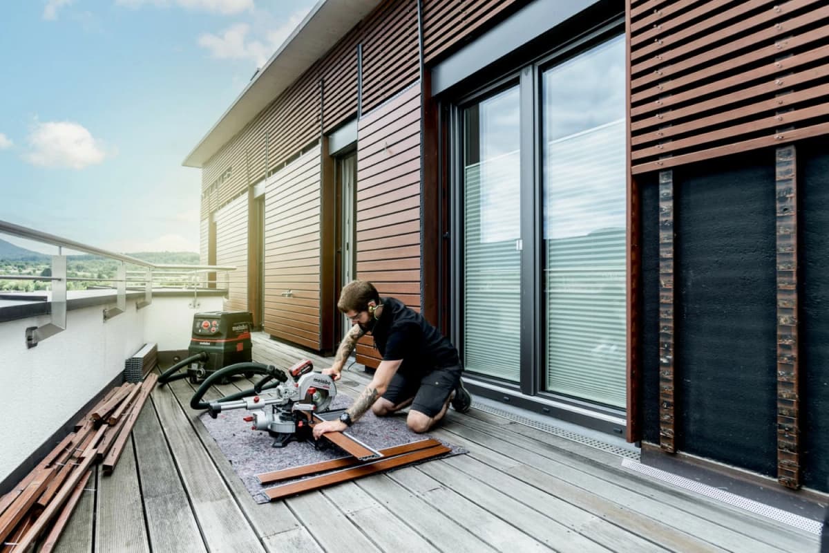 Metabo KGS 18 LTX BL 216 LiHD Accu Afkortzaag Set (1x 4Ah) - 216 X 30mm thumbnail 2