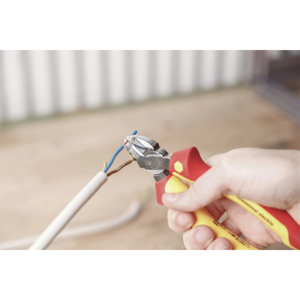 Wiha Z 14 0 06 Elektricienszijkniptang Professional Electric - 160mm thumbnail 3